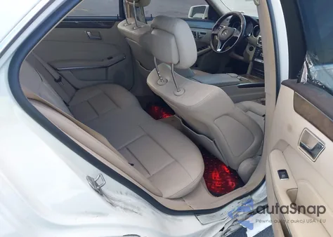 2014 Mercedes-Benz E 350 z USA, uszkodzony, nr VIN WDDHF5KB6EA890704